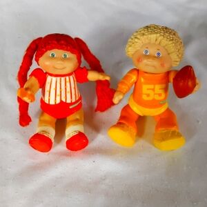 cabbage patch kids 2 poseable dolls